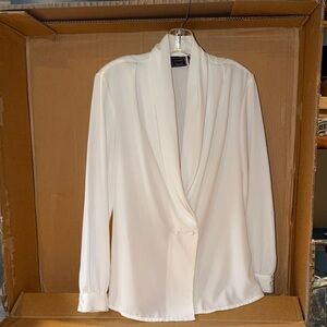 Laura Scott drapey elegant long sleeve blouse